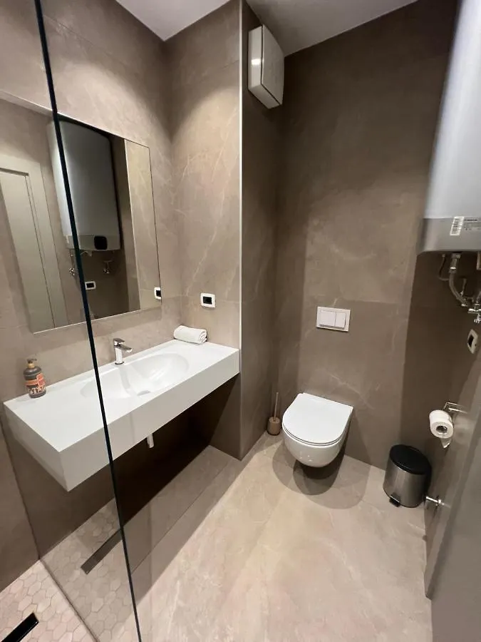 Skanderbeg Square Center Apartments Tirana 0*,