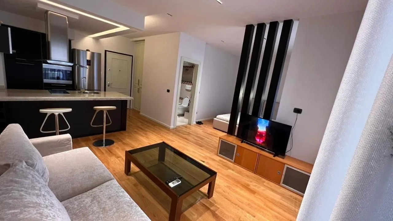 טיראנה Skanderbeg Square Center Apartments