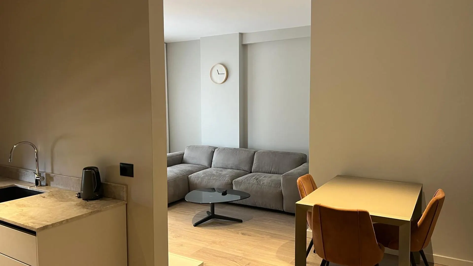 Skanderbeg Square Center Apartments Tirana