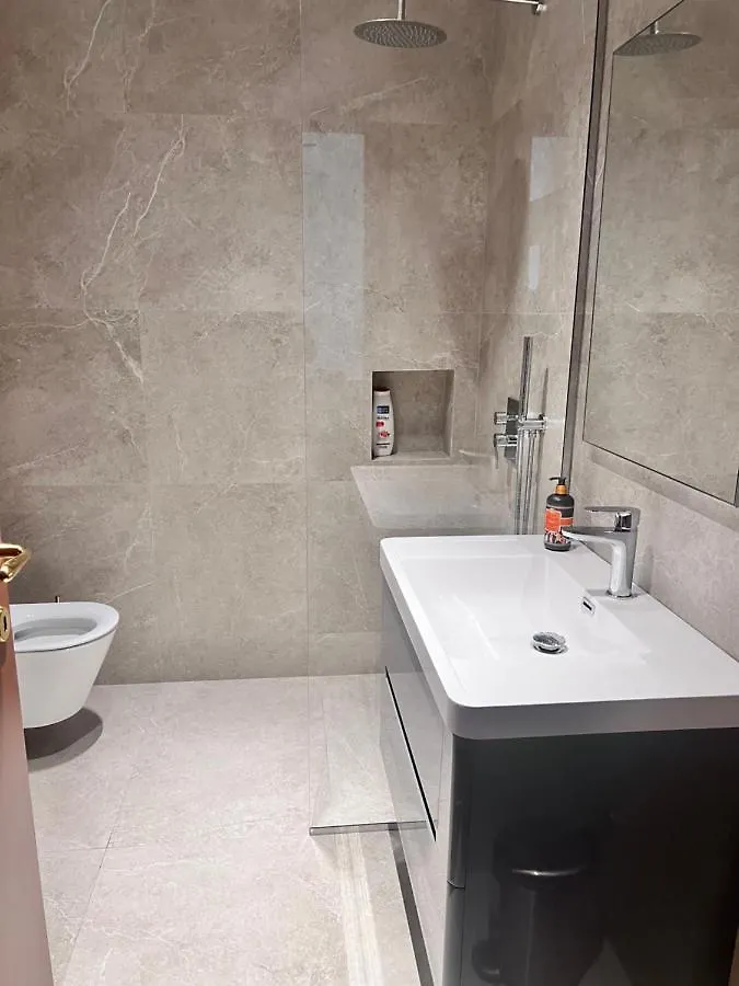 Skanderbeg Square Center Apartments Tirana